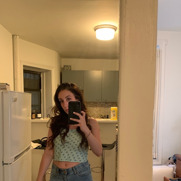 Meet your Posher, Amanda - Picture 1 of 1